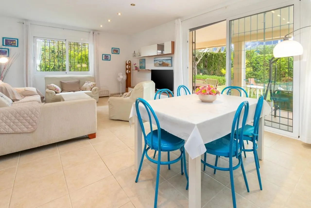 קלנג'ה Villa Pelach ספרד