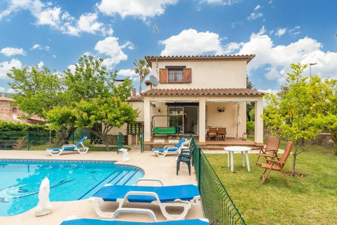 קלנג'ה Villa Pelach 0*,